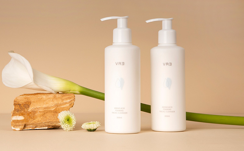 老品牌跨界開(kāi)拓美妝新品類(lèi)，是助力還是阻力？